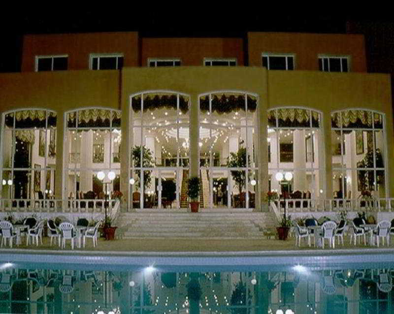 Grand View Hotel วาดี มูซา ภายนอก รูปภาพ